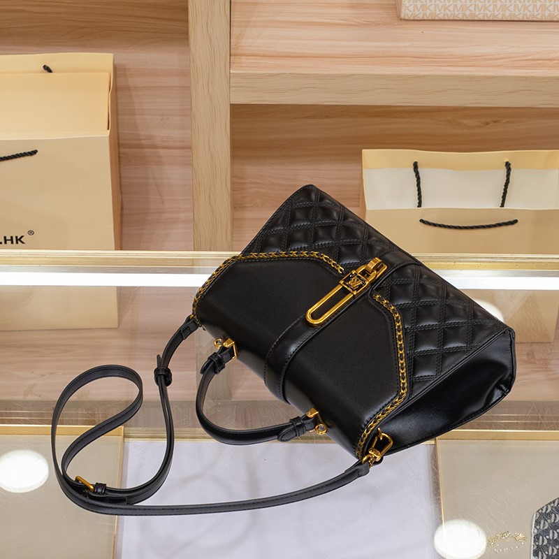 Light luxury brand women's dia - огляд і ціна Interior Design High End