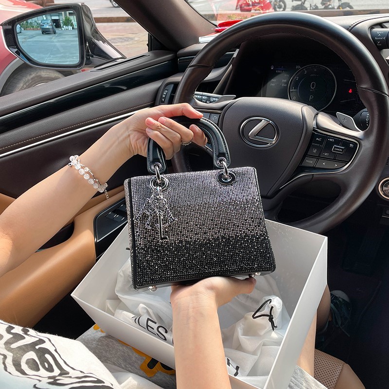 Women's handbag 2024 new high- - огляд і ціна Interior Design High End